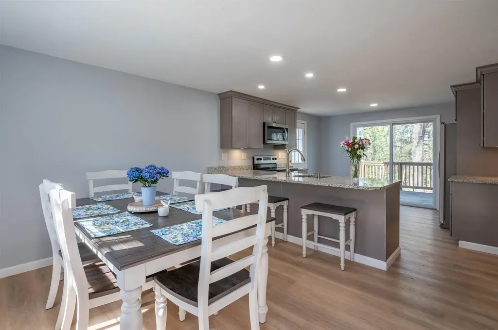 14 Flagg Lane Milford NH 03055