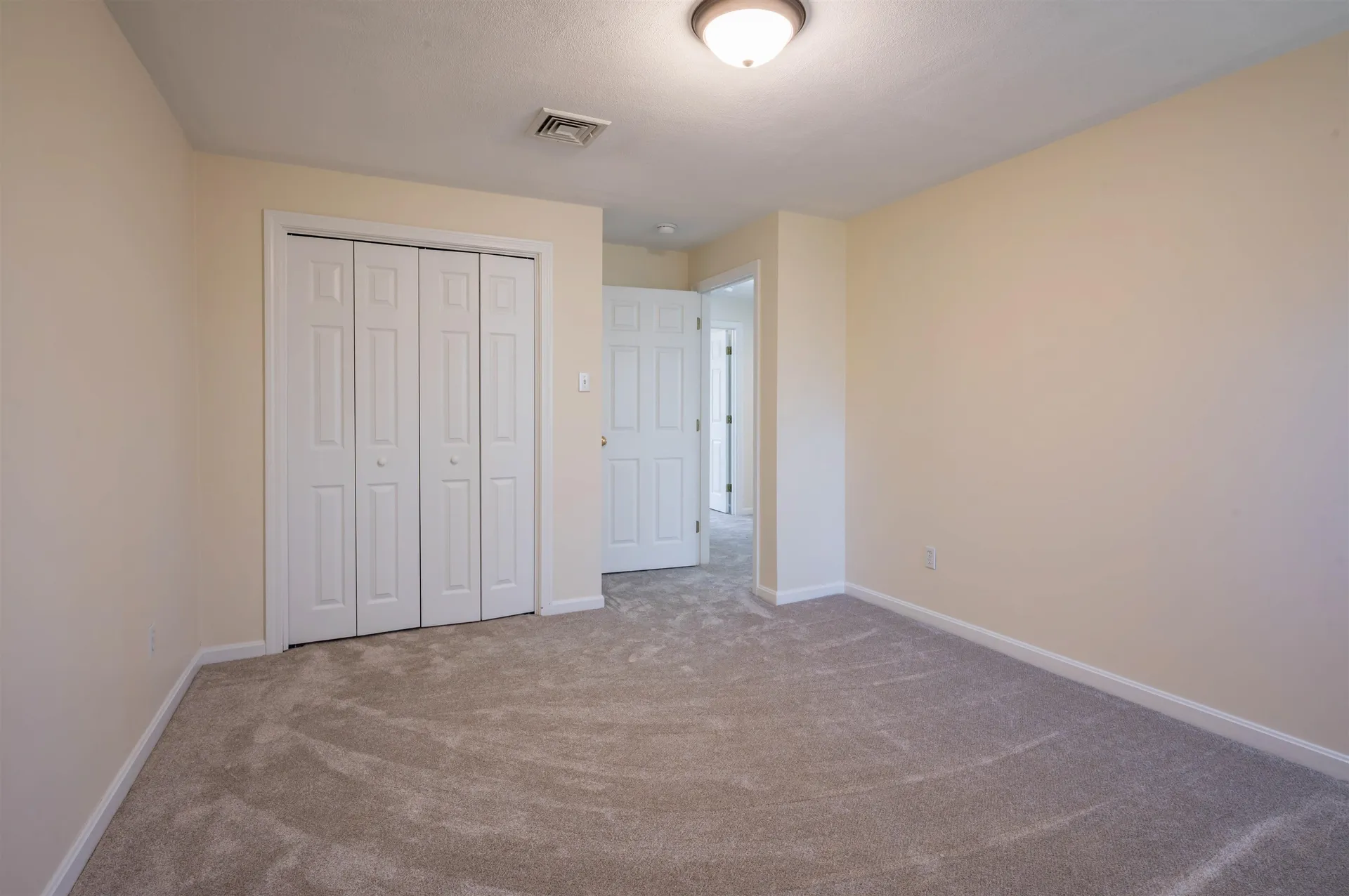 14 Flagg Lane Milford NH 03055