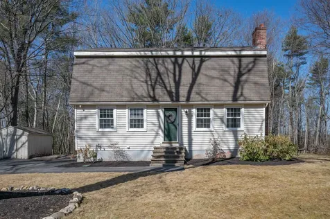 14 Flagg Lane Milford NH 03055