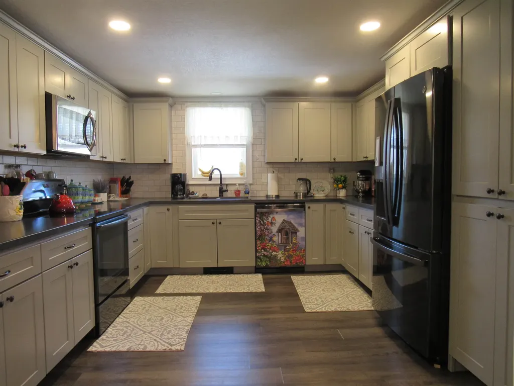 3322 Route 100 Westfield VT 05874