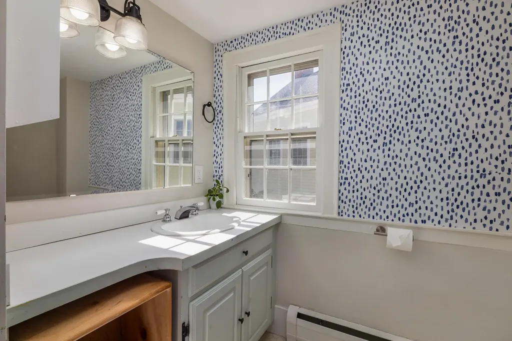 213 South Street Portsmouth NH 03801