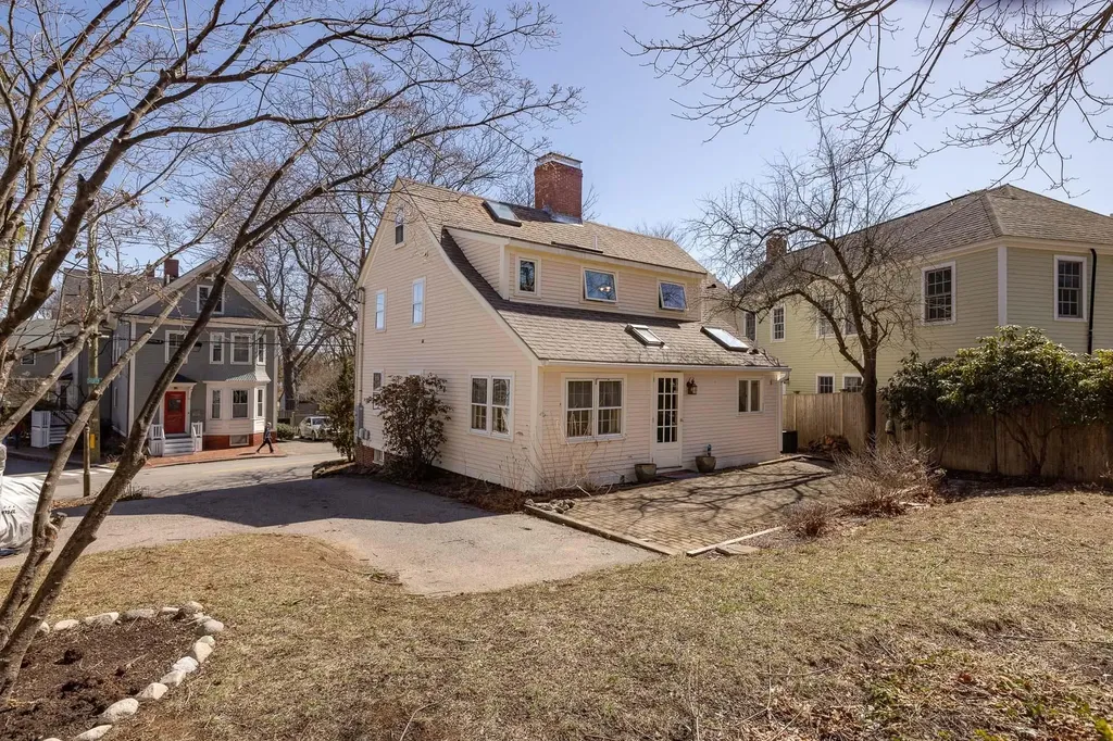 213 South Street Portsmouth NH 03801