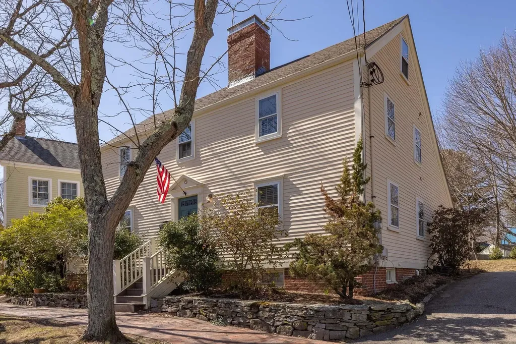 213 South Street Portsmouth NH 03801