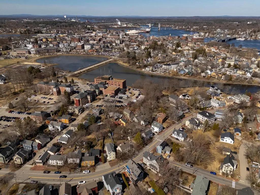 213 South Street Portsmouth NH 03801