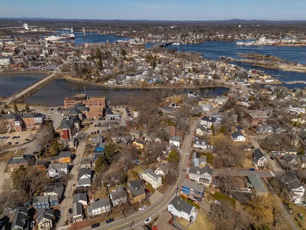 213 South Street Portsmouth NH 03801