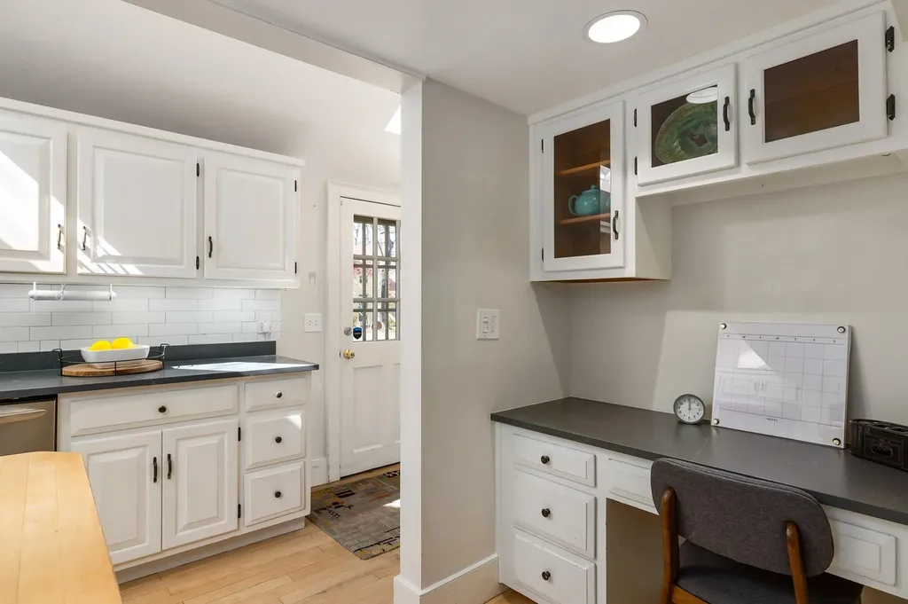 213 South Street Portsmouth NH 03801