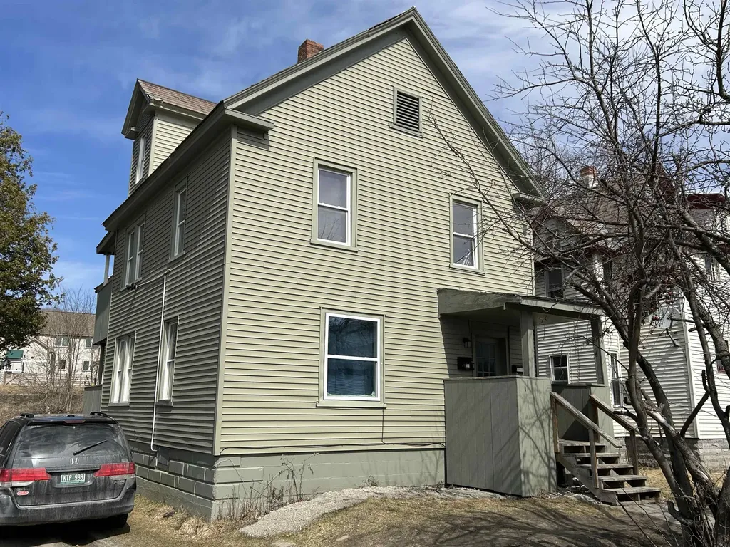 11 Clover Street Rutland City VT 05701