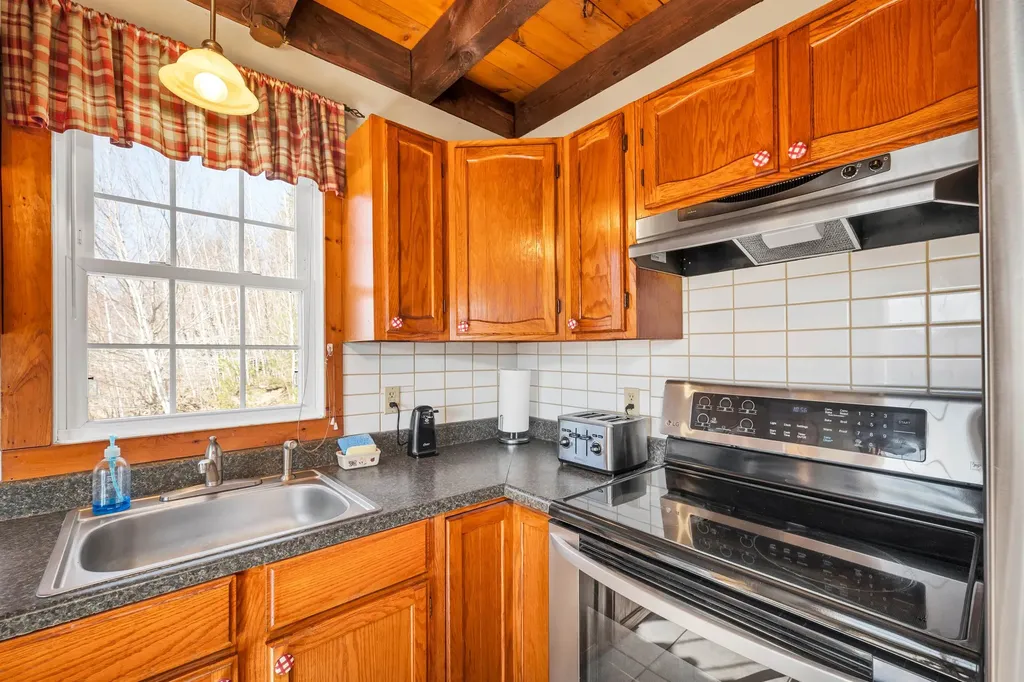 57 Bear Ridge Road Thornton NH 03285