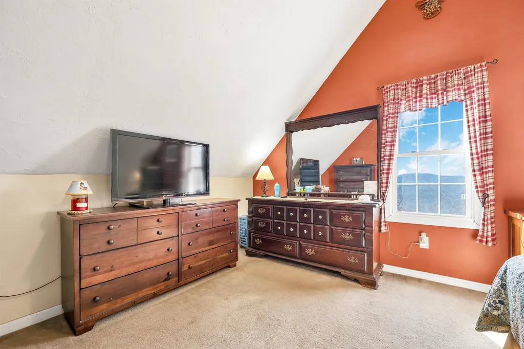 57 Bear Ridge Road Thornton NH 03285