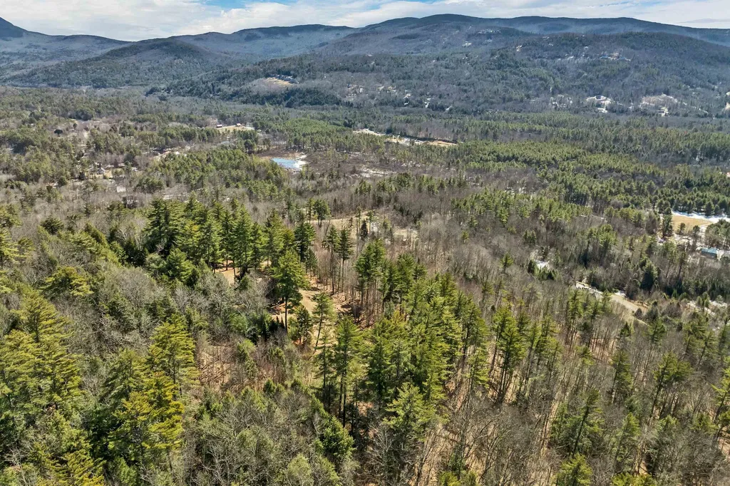 57 Bear Ridge Road Thornton NH 03285