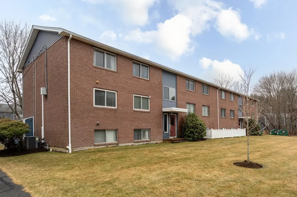 44 Seabury Hampton NH 03842