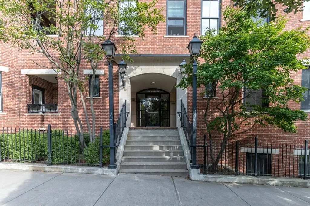40 College Street Burlington VT 05401
