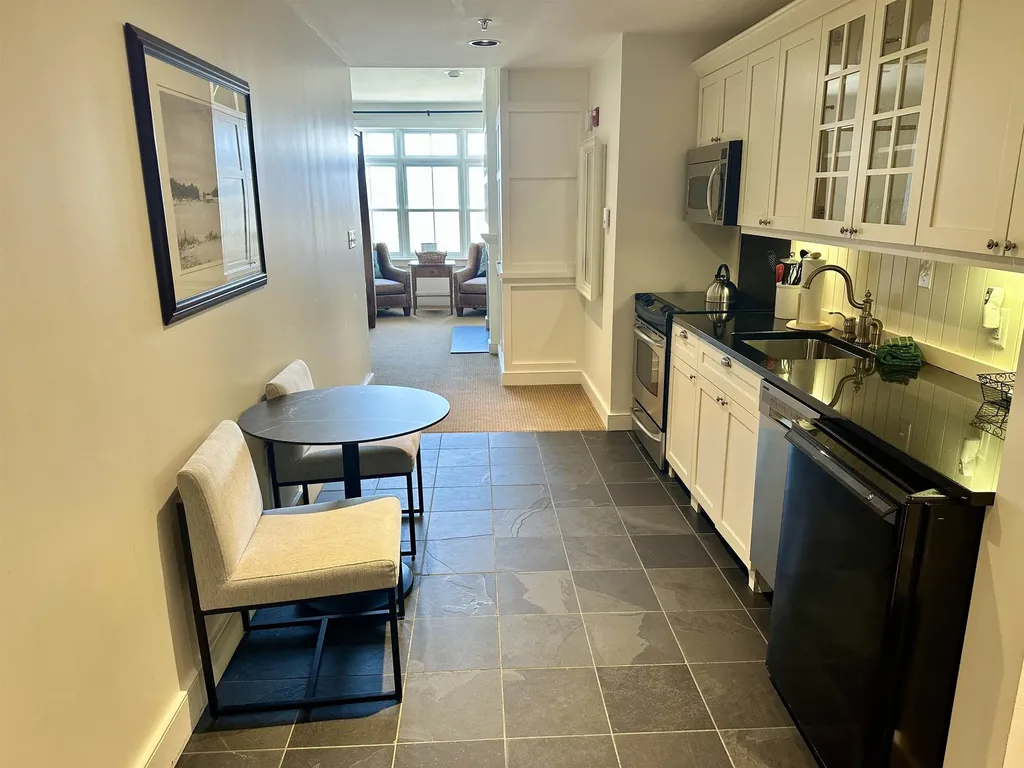 102 Forest Drive Warren VT 05674