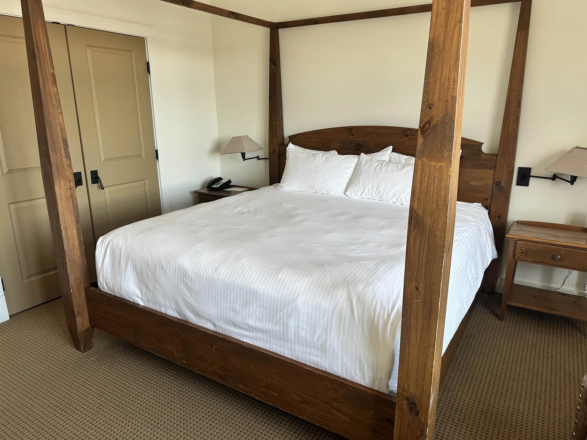 102 Forest Drive Warren VT 05674