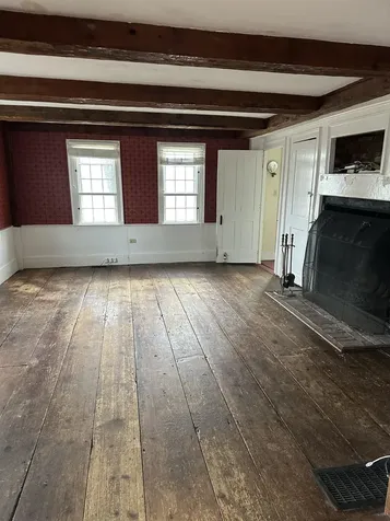 406 Emerson Avenue Hampstead NH 03841