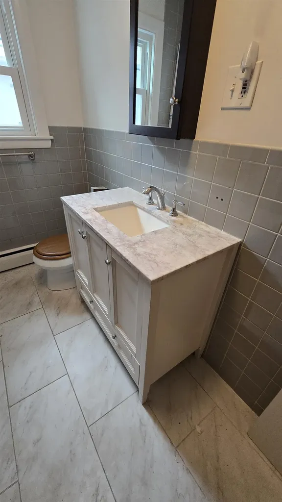 142 Broadway Concord NH 03301