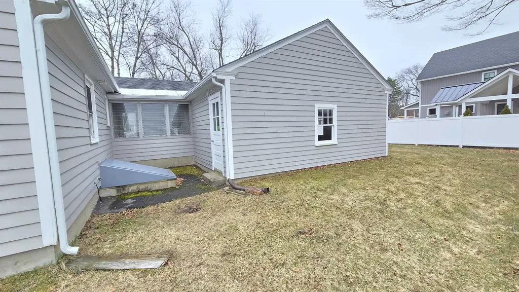 142 Broadway Concord NH 03301