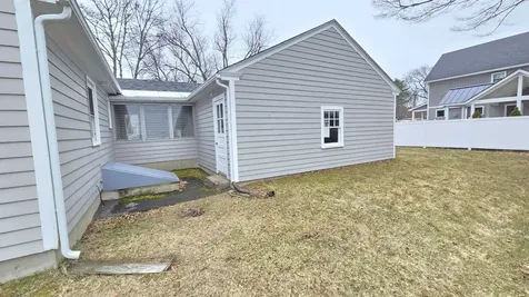 142 Broadway Concord NH 03301