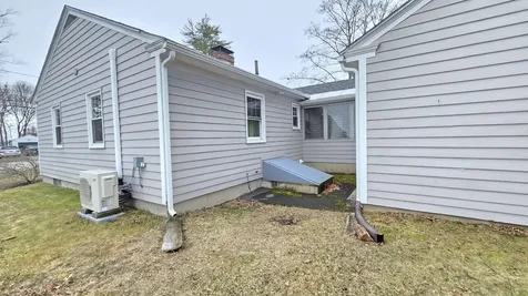 142 Broadway Concord NH 03301