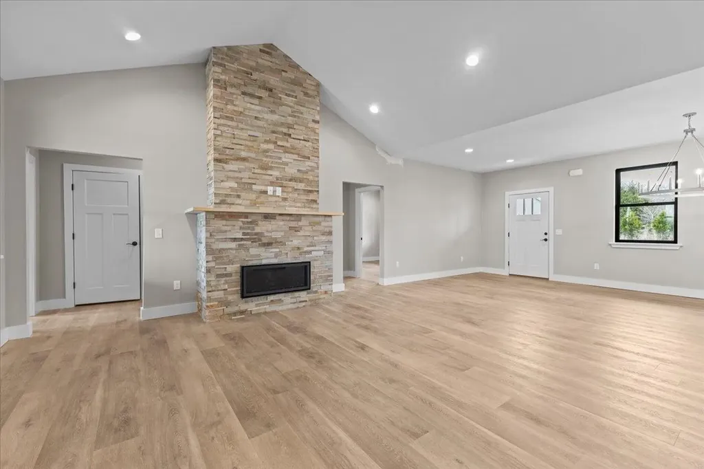 84 East Olive Street Grand Isle VT 05458