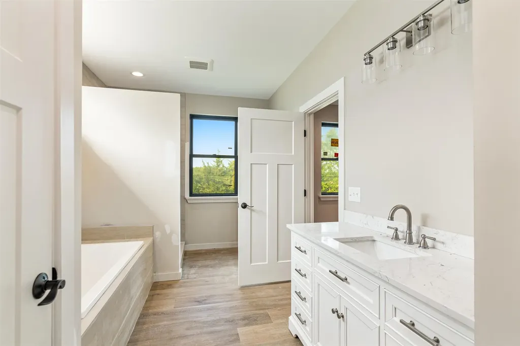 84 East Olive Street Grand Isle VT 05458