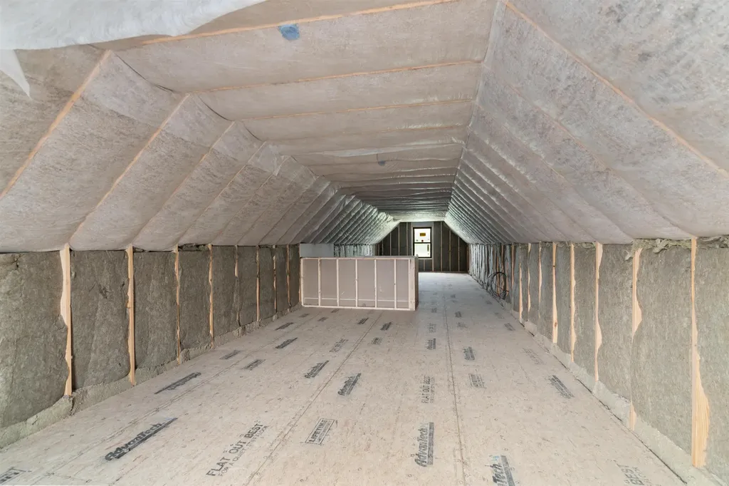 84 East Olive Street Grand Isle VT 05458