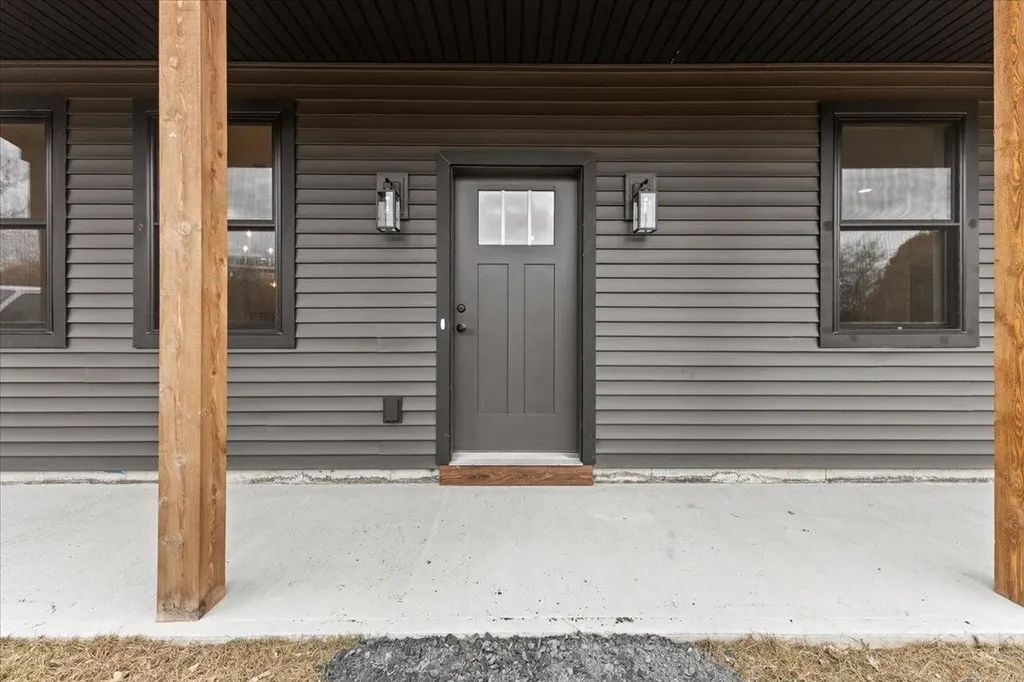 84 East Olive Street Grand Isle VT 05458