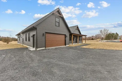 84 East Olive Street Grand Isle VT 05458