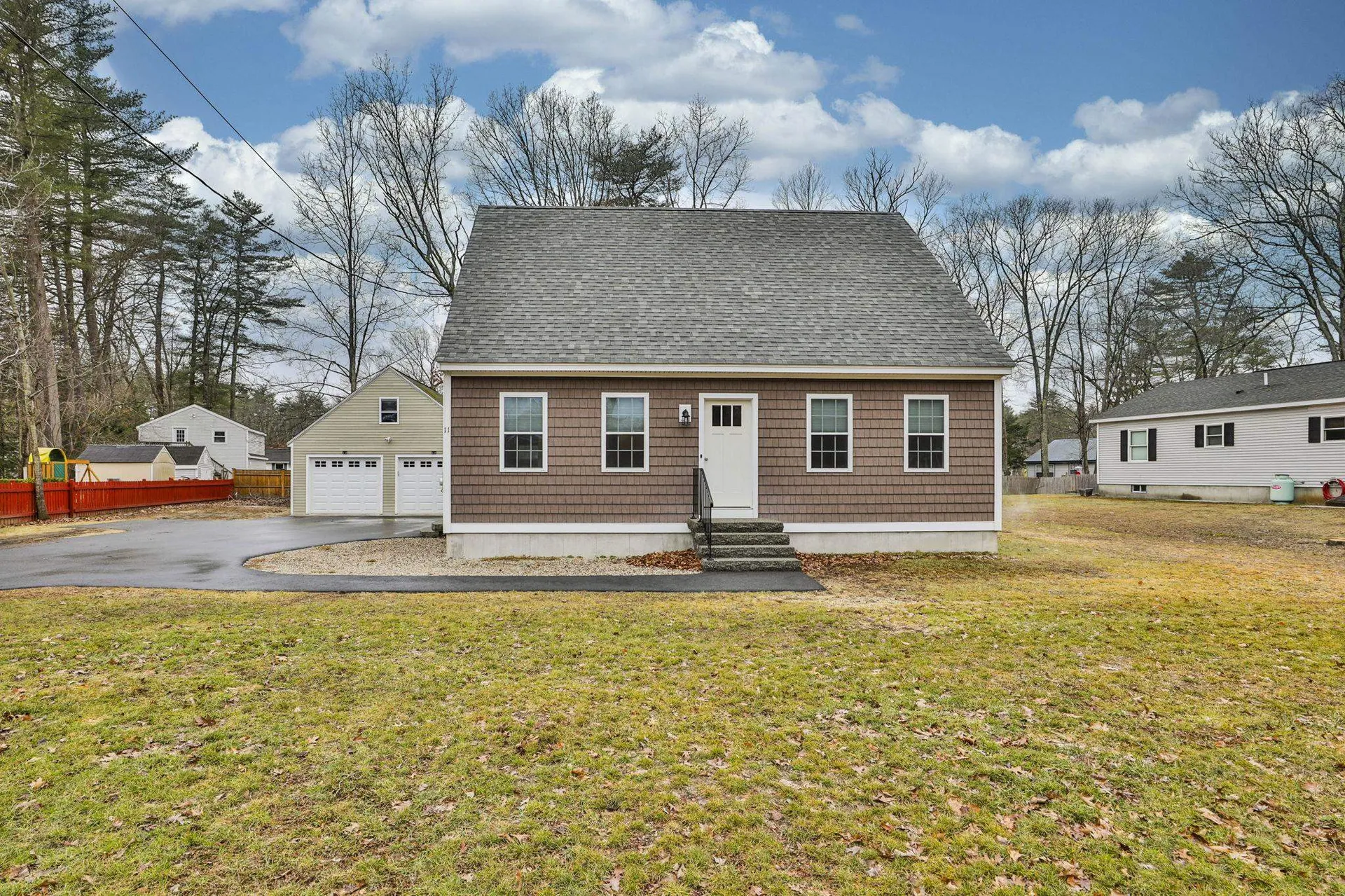 11 Pine Street Fremont NH 03044