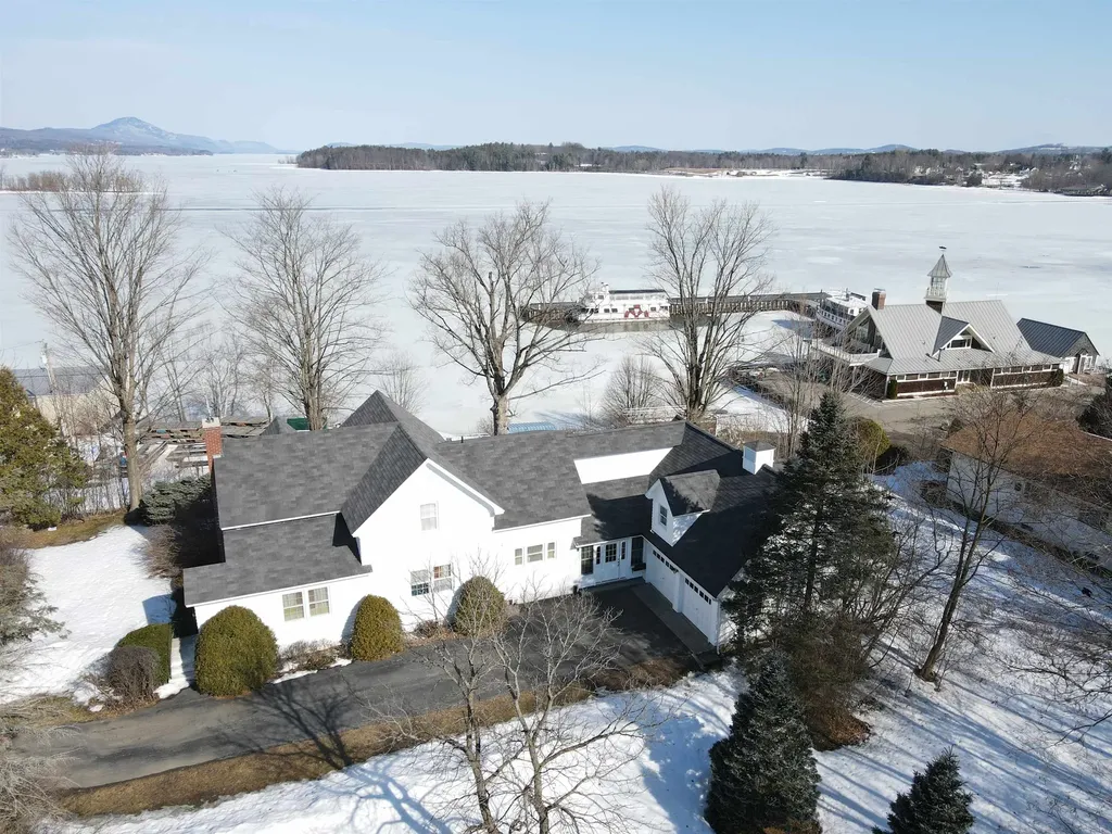 96 School Street Newport City VT 05855