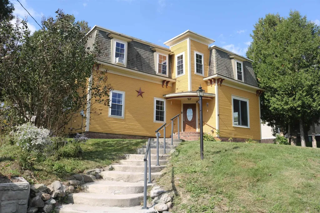 63 Province Street Richford VT 05476