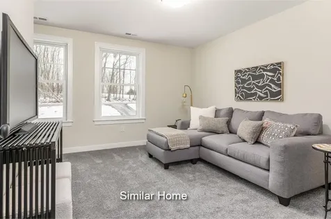 34 Cascade Circle Kennebunk ME 04043