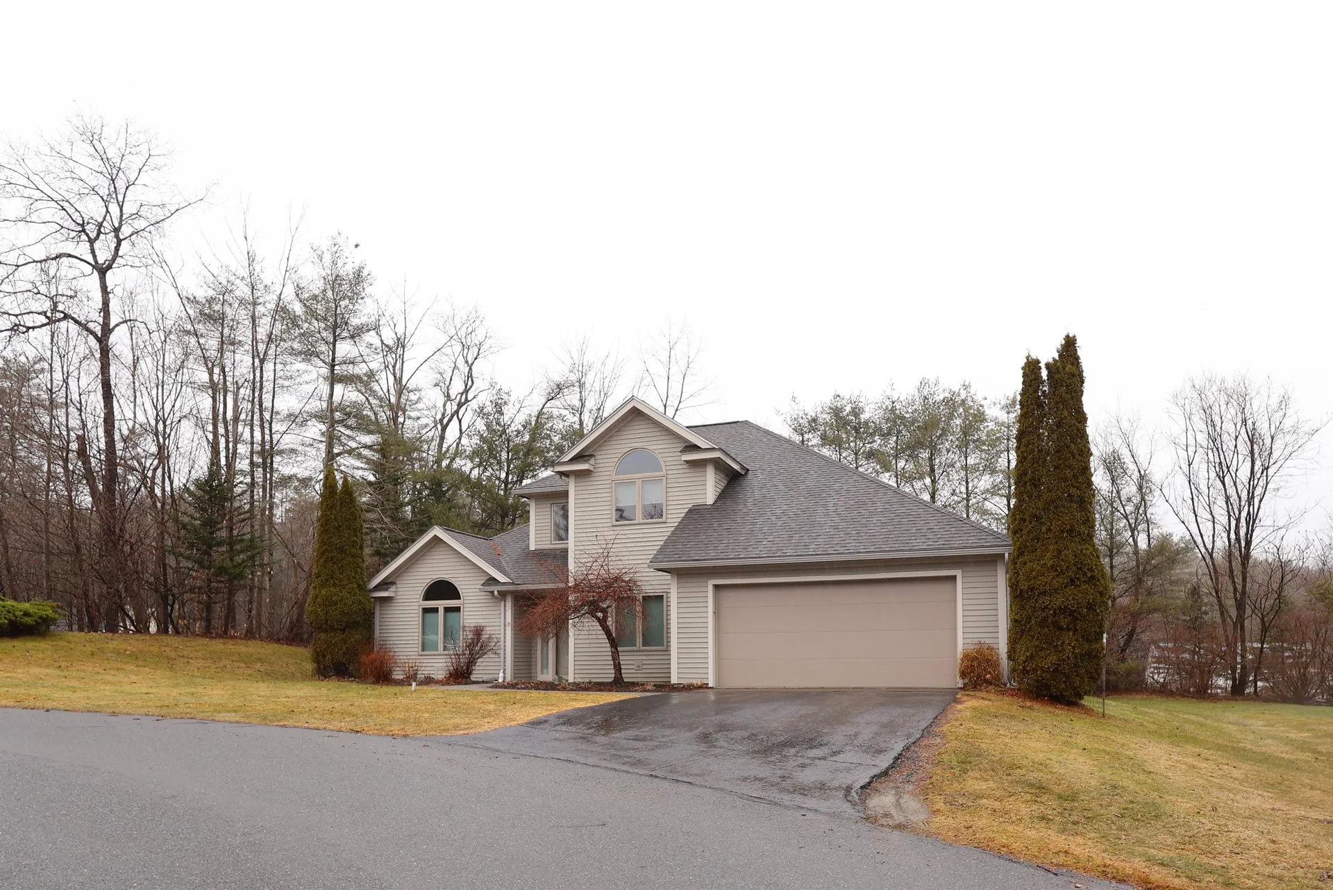 7 Sterling Springs Drive Hartford VT 05001