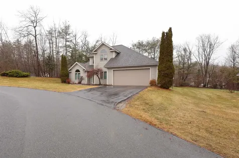 7 Sterling Springs Drive Hartford VT 05001