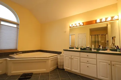7 Sterling Springs Drive Hartford VT 05001
