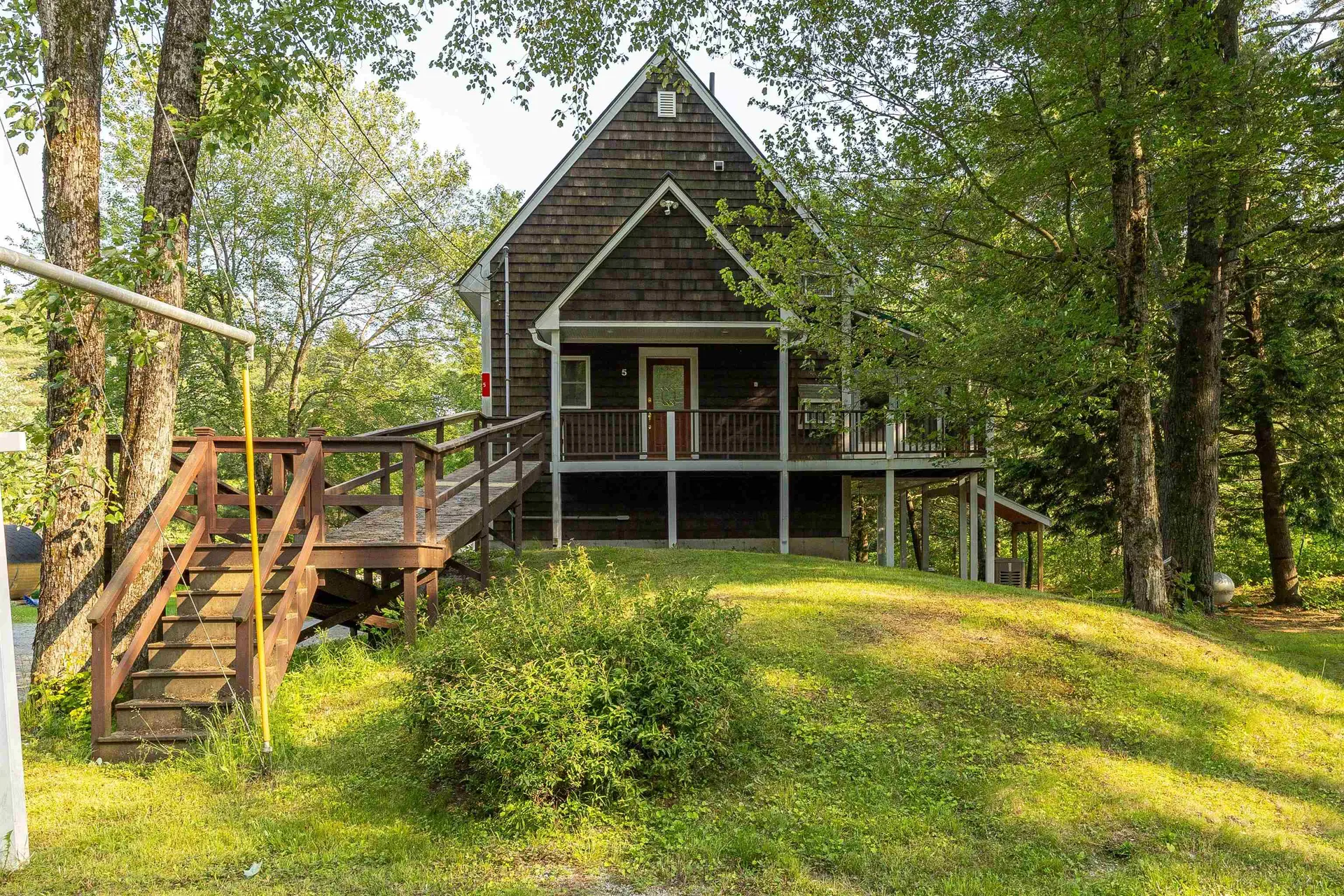 5 Berry Patch Lane Hillsborough NH 03244