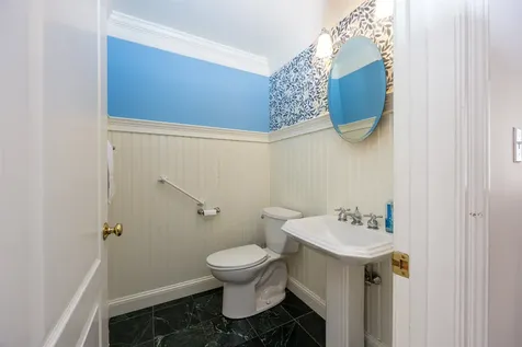 5 Berry Patch Lane Hillsborough NH 03244