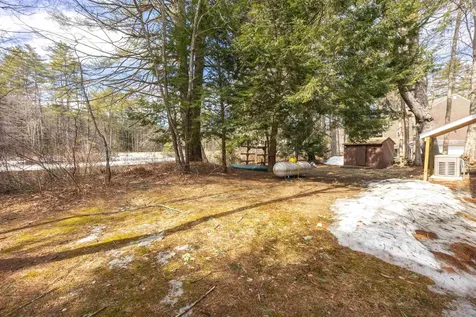 5 Berry Patch Lane Hillsborough NH 03244