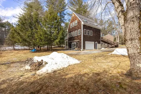 5 Berry Patch Lane Hillsborough NH 03244