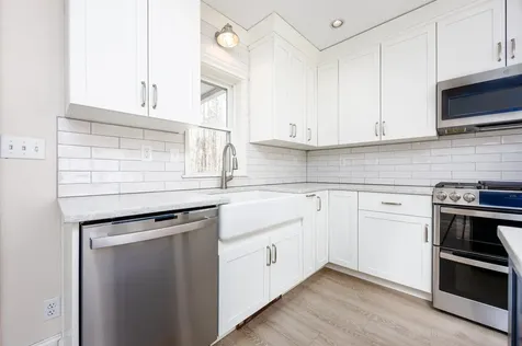 5 Berry Patch Lane Hillsborough NH 03244