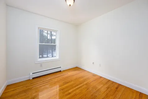 3 Berry Patch Lane Hillsborough NH 03244
