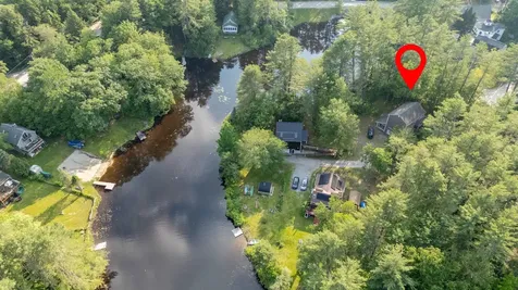 3 Berry Patch Lane Hillsborough NH 03244