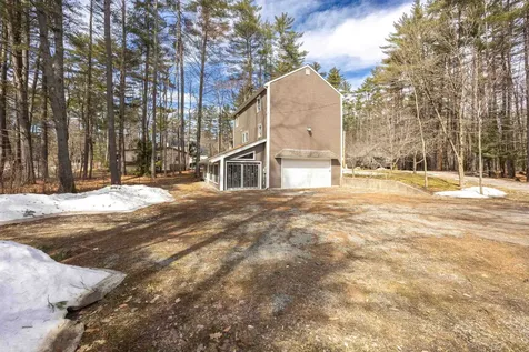 3 Berry Patch Lane Hillsborough NH 03244