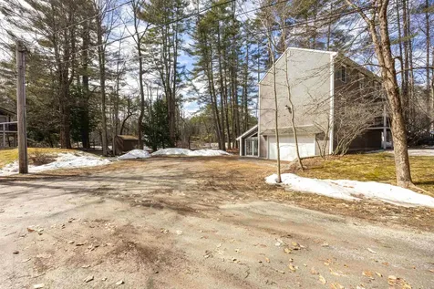 3 Berry Patch Lane Hillsborough NH 03244