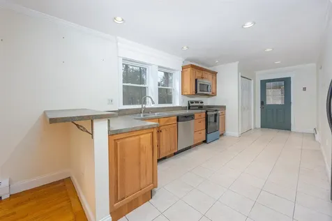 3 Berry Patch Lane Hillsborough NH 03244