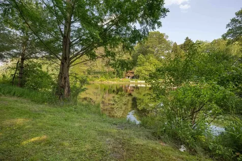 3 Berry Patch Lane Hillsborough NH 03244