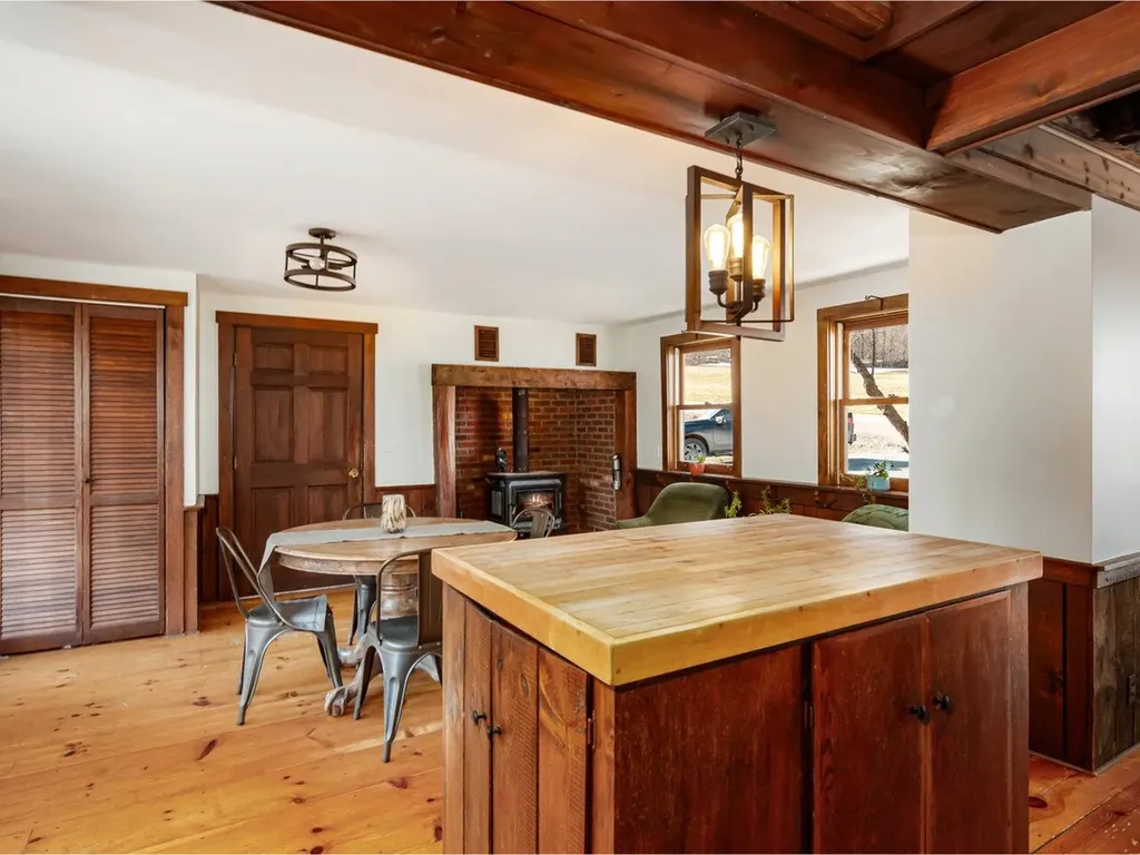 1828 Fairfield Road Fletcher VT 05448