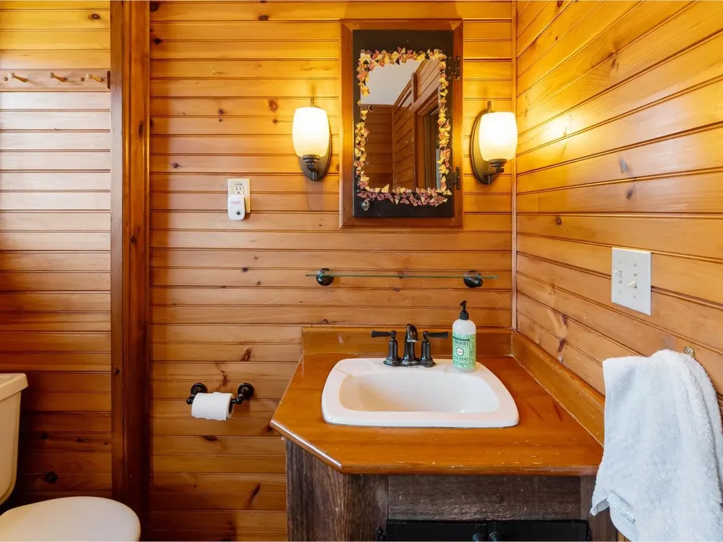 1828 Fairfield Road Fletcher VT 05448