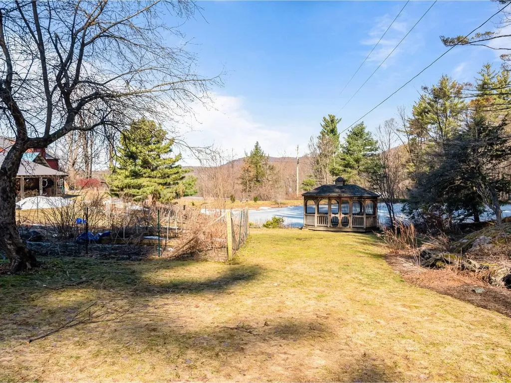 1828 Fairfield Road Fletcher VT 05448