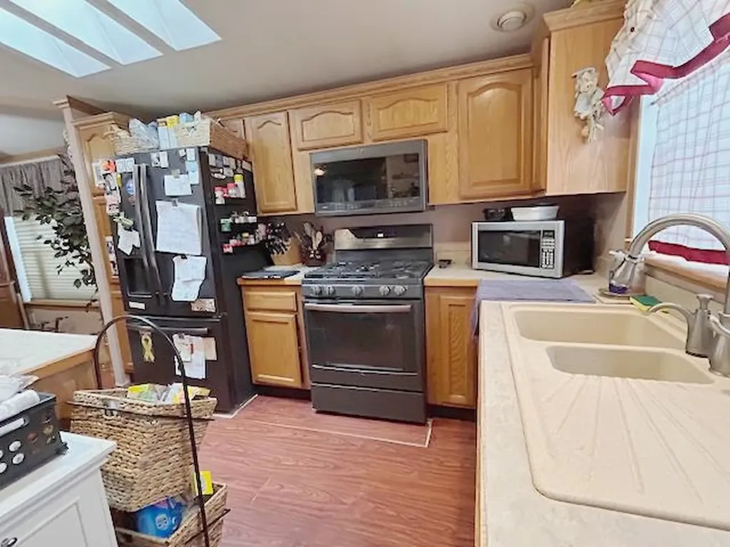 9 Cornwall Avenue Exeter NH 03833